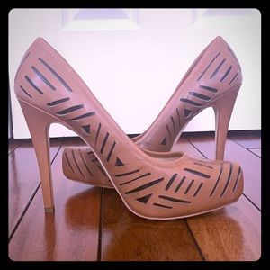 BCBG Generation platform pumps